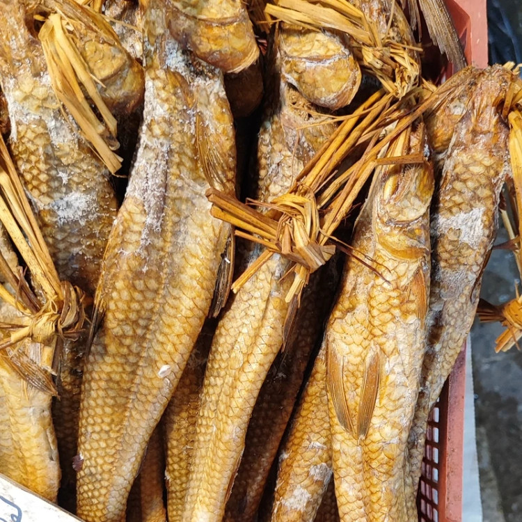 ماهی کفال دودی سنتی کوچک 150 -250 گرمی