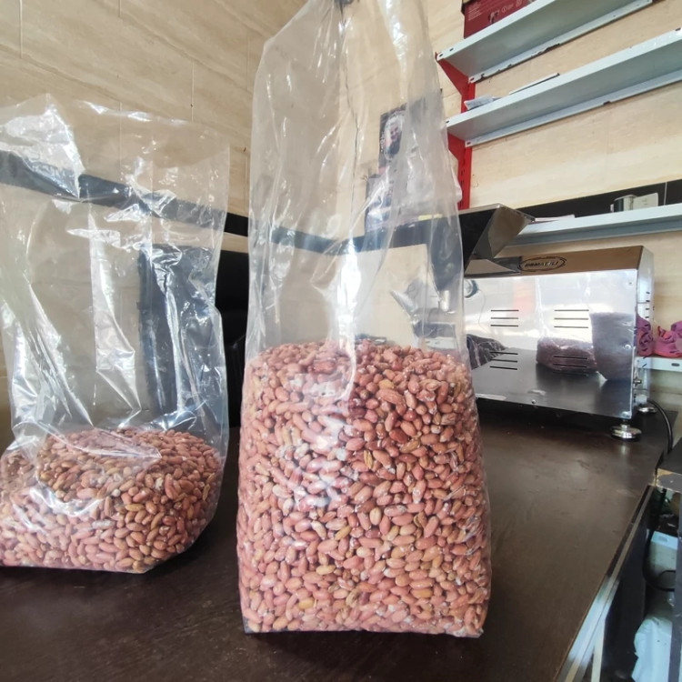 بادام زمینی آستانه اشرفیه متوسط تازه 500 گرمی ( تازه پخت)